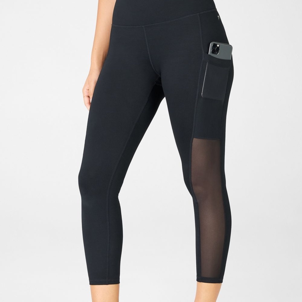 Trinity Mid-Rise Pocket 7/8 Workout Leggings